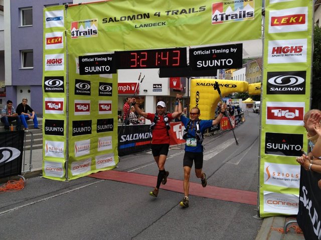 gemeinsamer Zieleinlauf mit Seppi Neuhauser